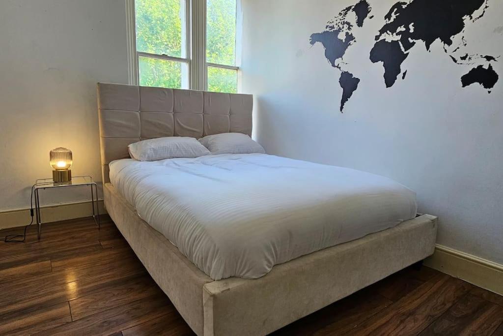 2 Bedroom Flat In St Johns Wood London Eksteriør billede