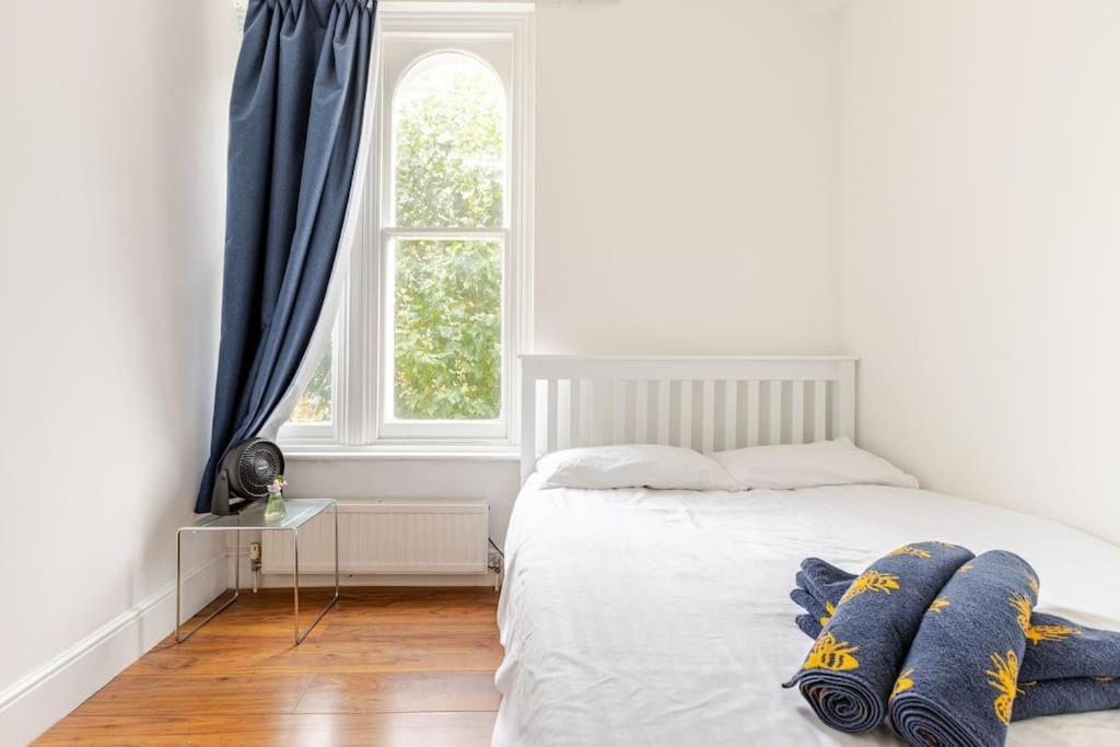 2 Bedroom Flat In St Johns Wood London Eksteriør billede